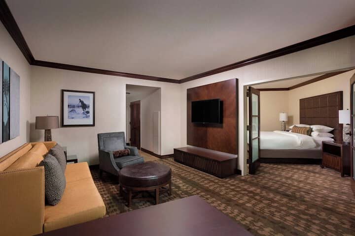 Room 13 of 144