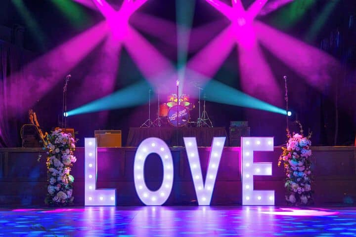 Ballroom/Hall 113 of 144